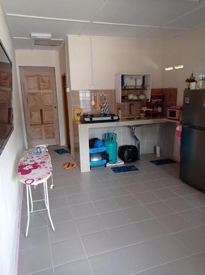 Bonda Guesthouse III Paka Bagian luar foto